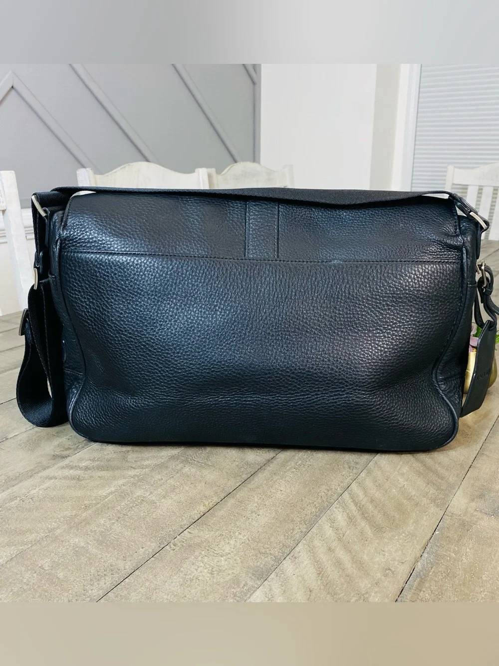 Bosca Tribeca Black Leather Messenger Bag Made In Italy